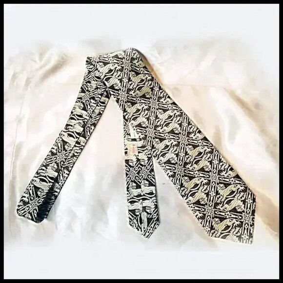 Vintage Wide Necktie with Heraldic Lions, Geek Chic Tie Early 60s - Picture 3 of 11